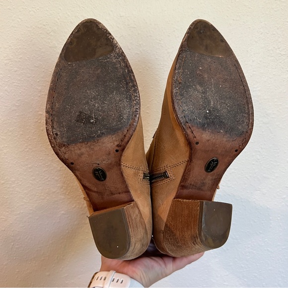 FRYE Reina Leather Western Style Zip Up Booties | Women’s Size 7 - Picture 4 of 8